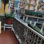 Azzurra - 850 M Al Mare - 75 Mq - Balconata Vivibile - Wi-fi - Pay Tv Gratis - Posteggio Auto Condominiale Non Assegnato * 拉帕洛