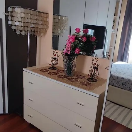 Apartmán Azzurra - 850 M Al Mare - 75 Mq - Balconata Vivibile - Wi-fi - Pay Tv Gratis - Posteggio Auto Condominiale Non Assegnato