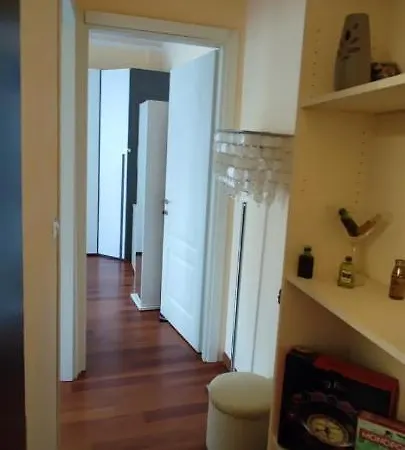 Azzurra - 850 M Al Mare - 75 Mq - Balconata Vivibile - Wi-fi - Pay Tv Gratis - Posteggio Auto Condominiale Non Assegnato * Rapallo
