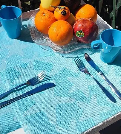 Apartman Azzurra - 850 M Al Mare - 75 Mq - Balconata Vivibile - Wi-fi - Pay Tv Gratis - Posteggio Auto Condominiale Non Assegnato Rapallo