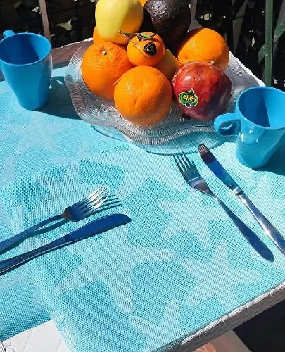 Apartament Azzurra - 850 M Al Mare - 75 Mq - Balconata Vivibile - Wi-fi - Pay Tv Gratis - Posteggio Auto Condominiale Non Assegnato Rapallo